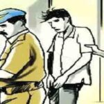 बड़वानी पुलिस द्वारा अवैध जुआ खेलने वालों के विरुद्ध की प्रभावी कार्यवाही 05 आरोपी पकडें जिनके पास से 4890/- रूपये नगद एवं 52 ताश के पत्ते किया गये जप्त