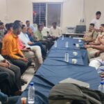 आगामी त्यौहारों को दृष्टिगत रखते हुए पुलिस थाने पर हुआ शांति समिति की बैठक का आयोजन