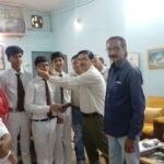 उत्कृष्ठ स्कूल बड़वानी के 700 विद्यार्थीयो का किया गया नेत्र परीक्षण 28 विद्यार्थीयो को जिला चिकित्सालय बड़वानी की तरफ से  प्रदाय किये गये निःशुल्क चश्मे