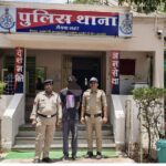 ऑपरेशन हवालात के तहत फरार वारंटियों पर थाना सेंधवा शहर पुलिस का शिकंजा, दो अलग-अलग गंभीर मामलों में लंबे समय से फरार चल रहे वांछित स्थाई वारंटी गिरफ्तार