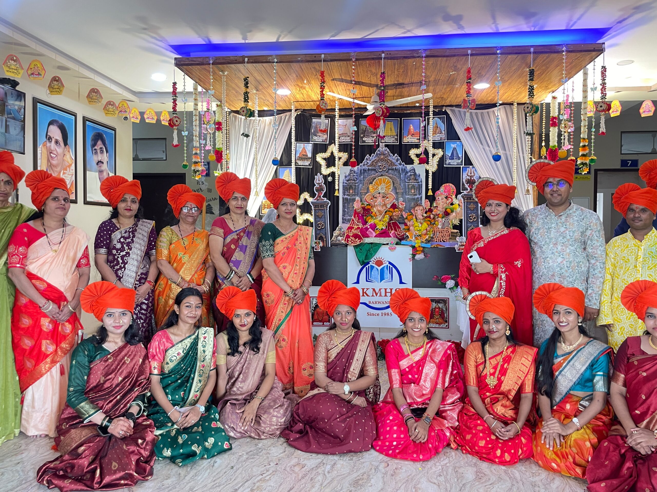 गणेशजी स्थापना के 34वें वर्ष में सजा विद्यालय, 12 ज्योतिर्लिंग व अष्टविनायक की प्रदर्शनी बनी आकर्षण का केंद्र